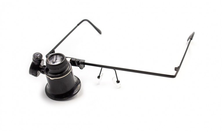 Окуляри-лупа в металі 9892А з підсвіткою