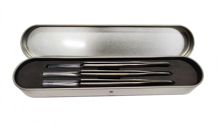 Набір пінцетів із 3 шт у металевому футлярі
