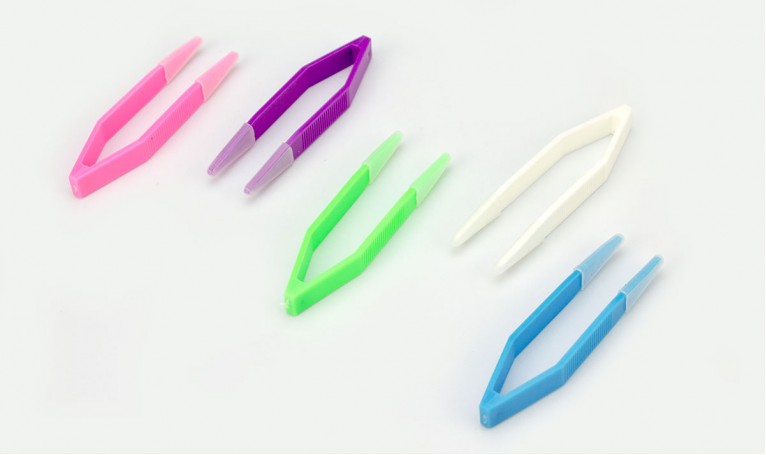 Пінцет для контактної лінзи (6 см)