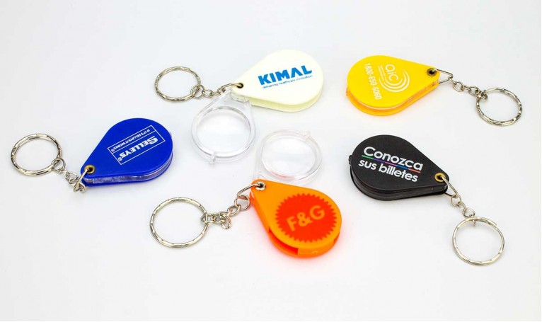 Лупа-брелок