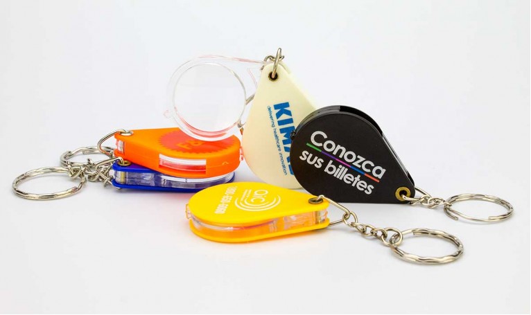 Лупа-брелок